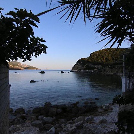 Sea Breeze Appartement Paleokastritsa Buitenkant foto