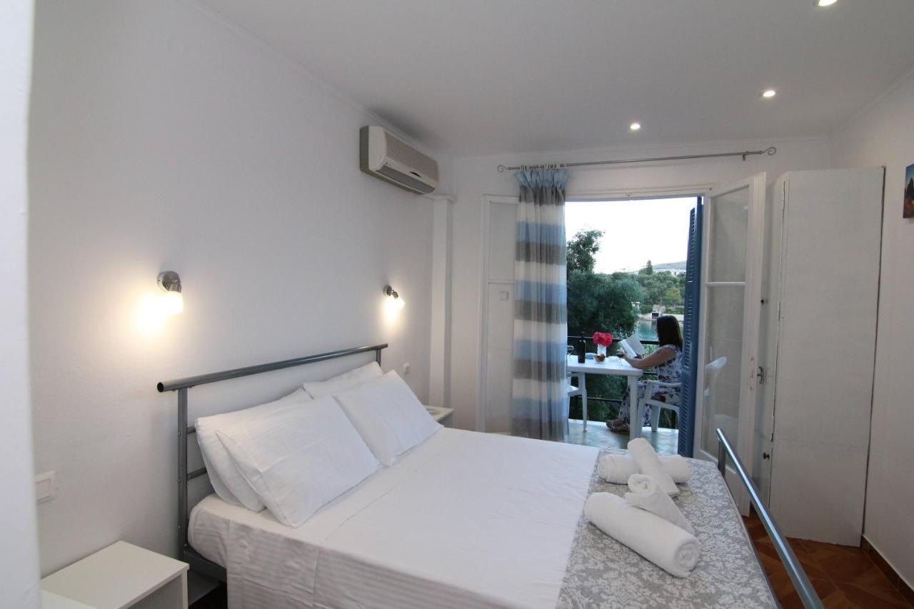 Sea Breeze Appartement Paleokastritsa Buitenkant foto
